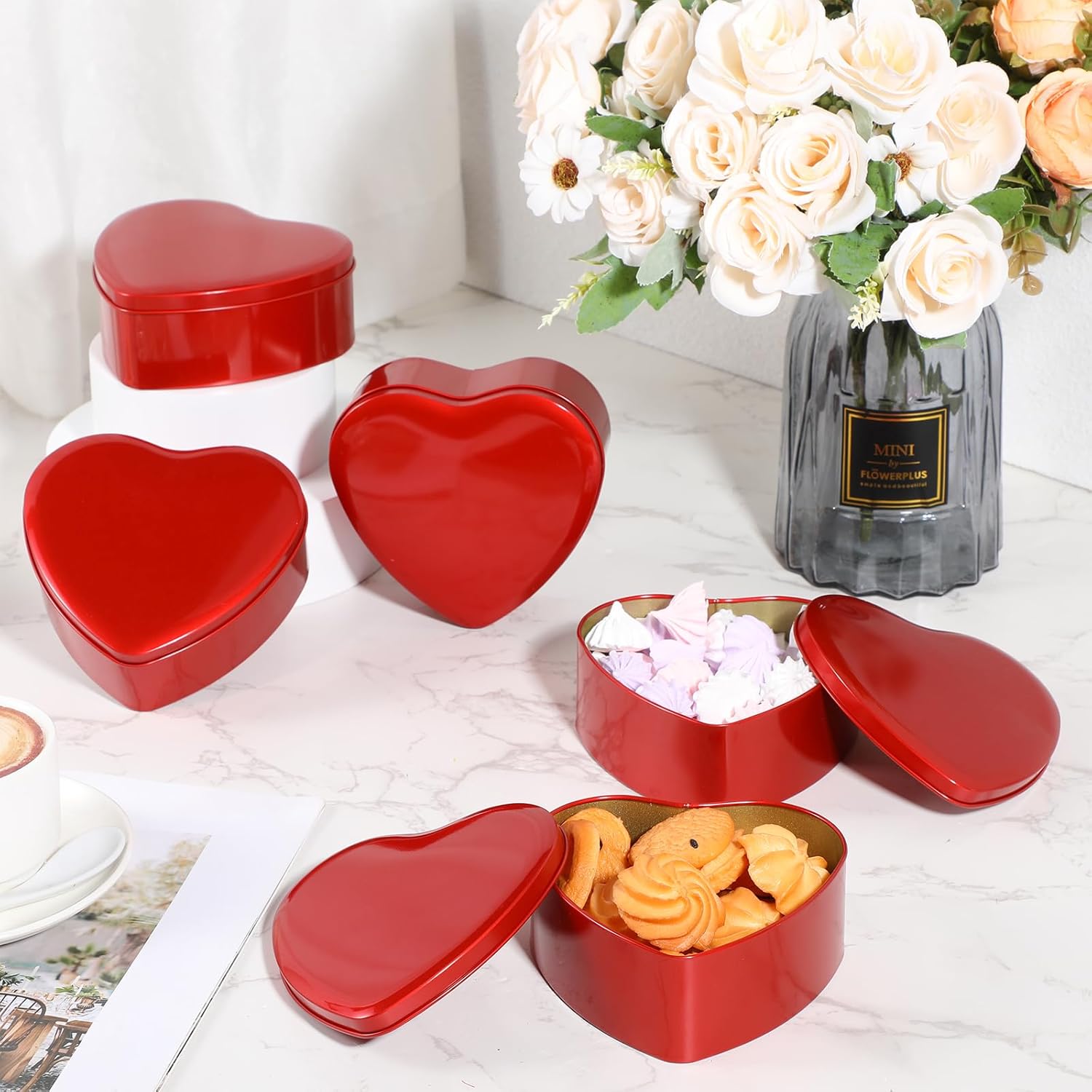 Blulu 18 Pcs Heart Shaped Metal Tins with Lids Red