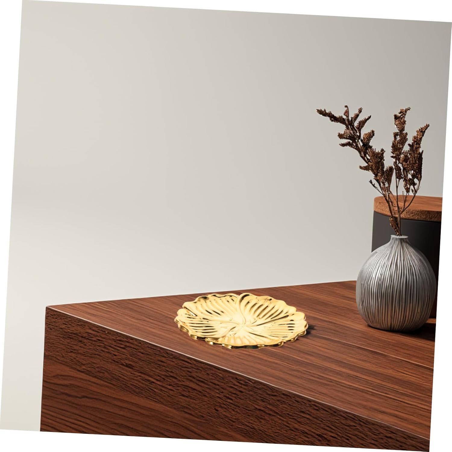 PRETYZOOM Iron Decorative Tray for Candle Teacup Jewelry
