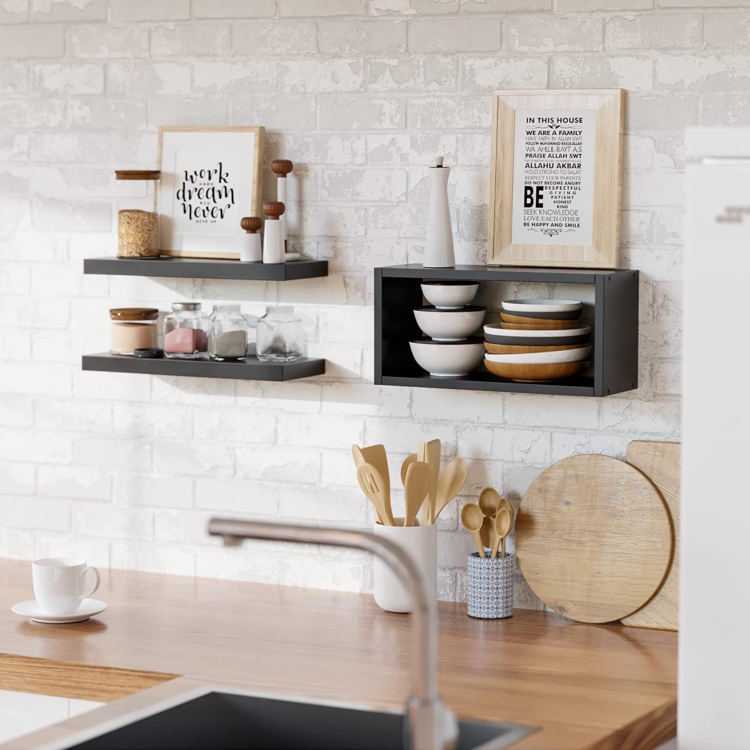 RICHER HOUSE 3 Piece Black Floating Shelves Set