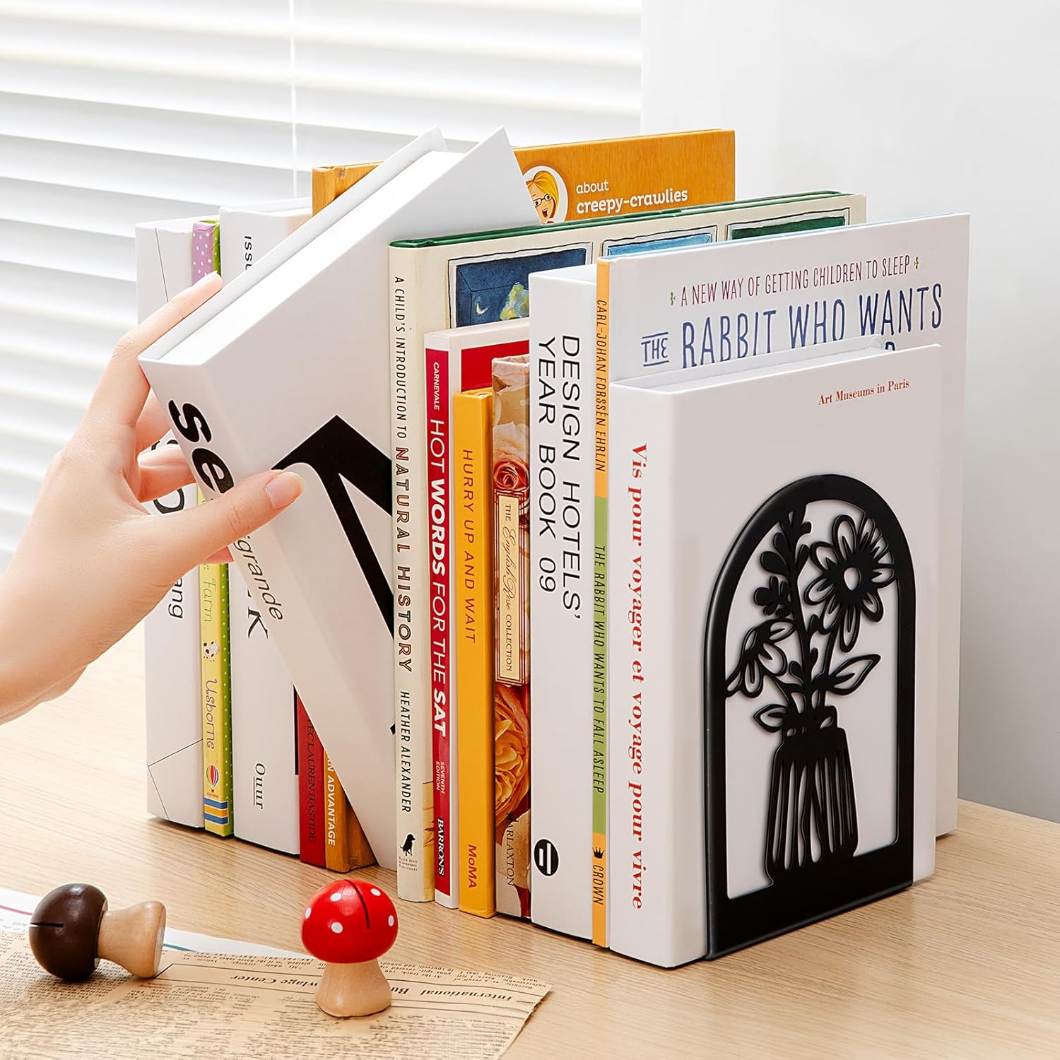Umikk Decorative Vase Bookends for Home Office