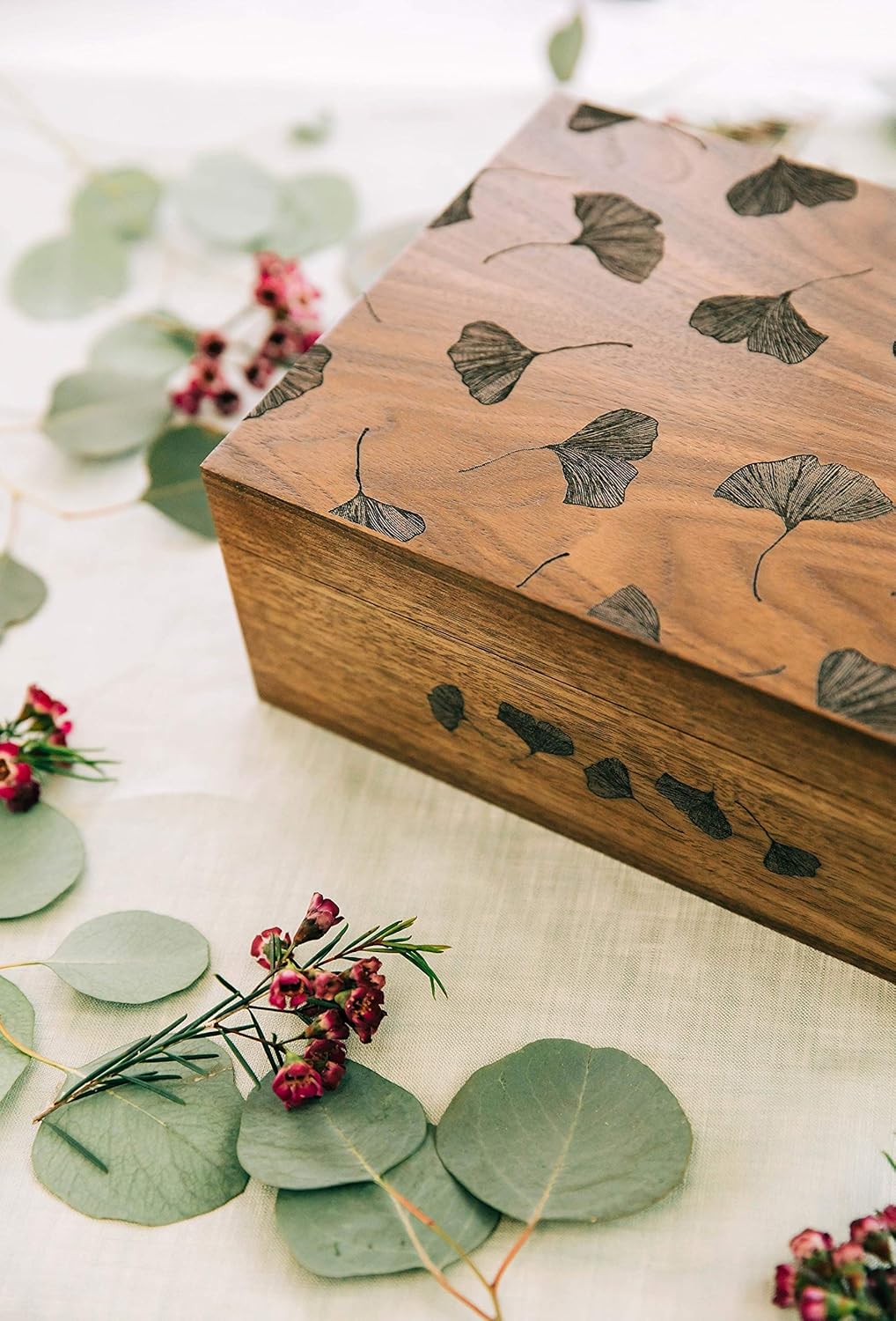 Ginkgo Leaves Wood Keepsake Box for Personalized Gifts